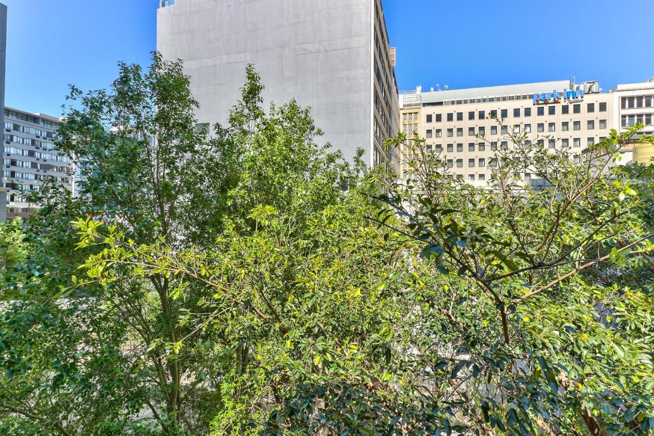 Hyde Park On The Square Apartamento Cidade Do Cabo Exterior foto
